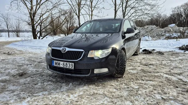 Skoda Pārdod Skoda Superb 1, 8T benzīns. 