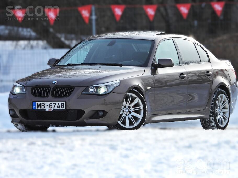 BMW BMW 530 ar M-pack komplektāciju un automātisko ātr