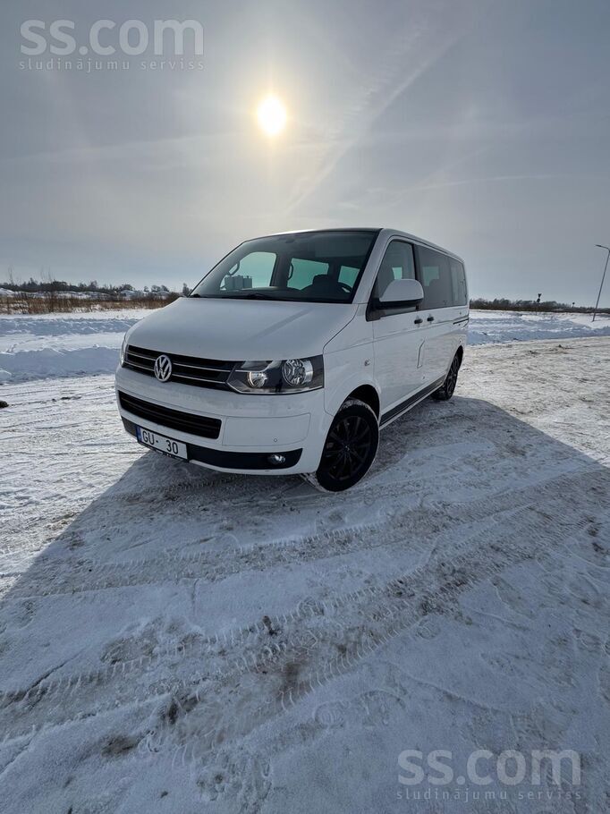 Pārdošanā VW Multivan 2011 gada izlaidums ar manuālo sešu ātrumu pārnesumu k