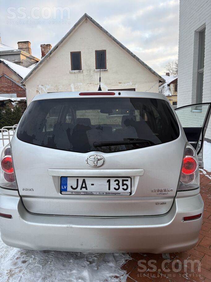 Uzticīgs - ģimenes auto- Toyota Corolla Verso 
D4D - labais dzinējs - patīk