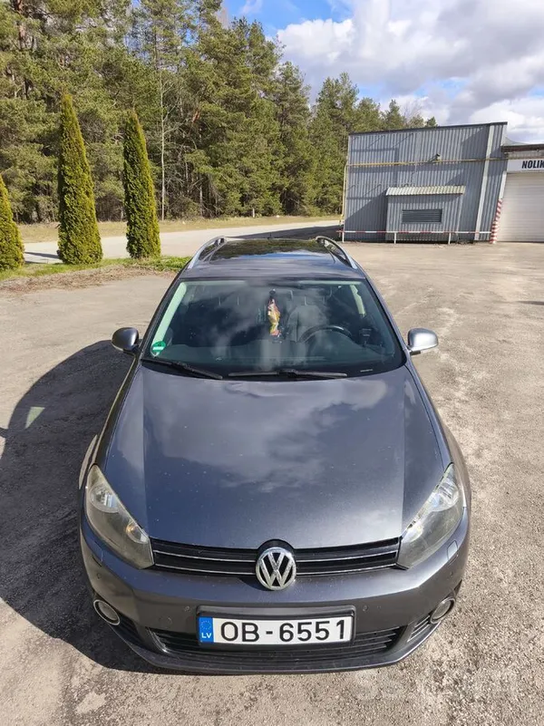 Volkswagen Pārdošanā Golf 6 2.0tdi ar 103kw/140zs. 
