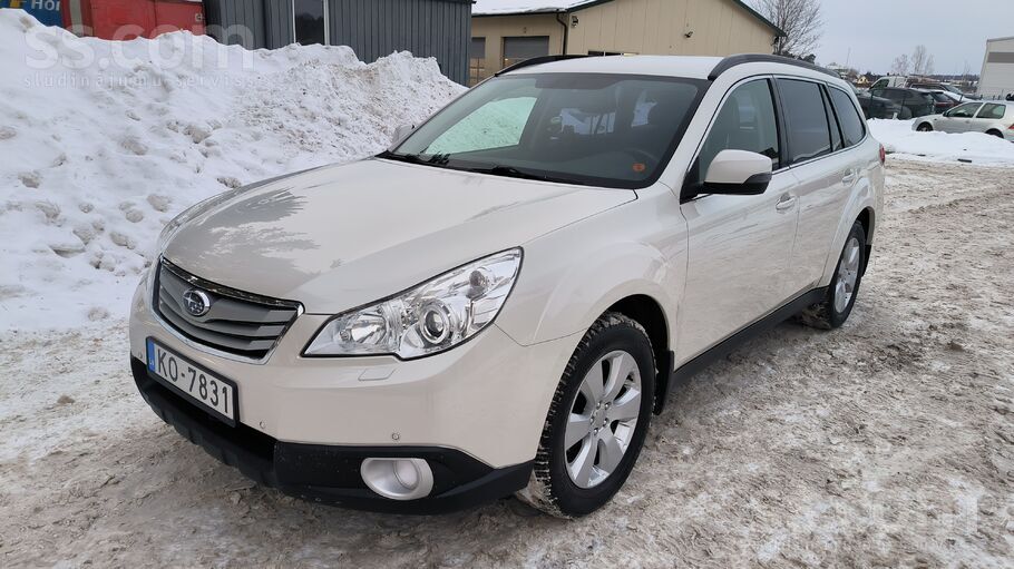 Pārdodu Outback, 123kw, 2, 5 benzīns, vid. patēriņš 10L.
Automašīna labā t