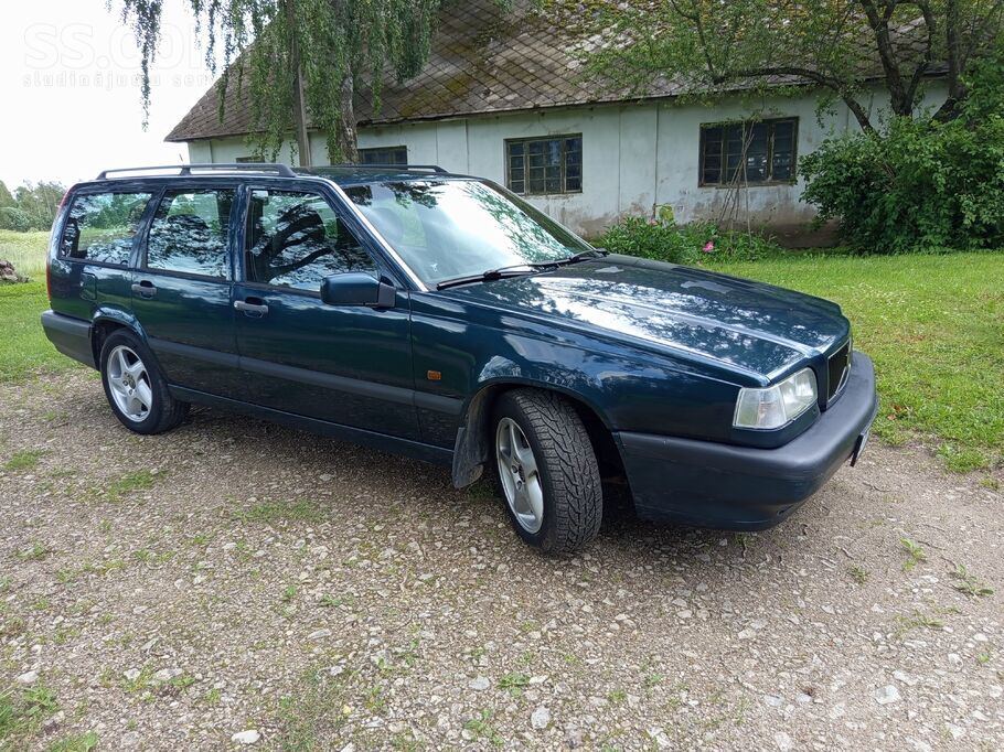 Pārdod Volvo 850 2.5Tdi ļoti labā tehniskā stāvoklī. Oriģināls mazs nobrauku