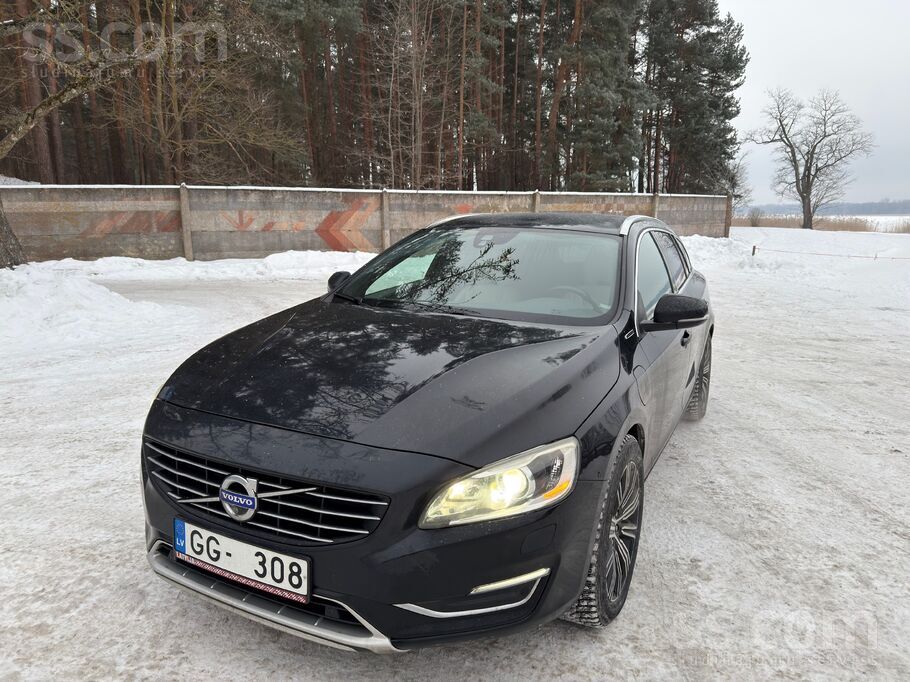 Volvo Pardodu Volvo v60 plug in hybrid 