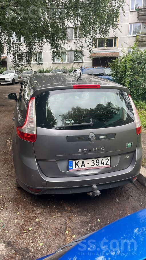 Renault Pārdodu ar izpirkuma tiesībām, vai dodu nomā. Auto