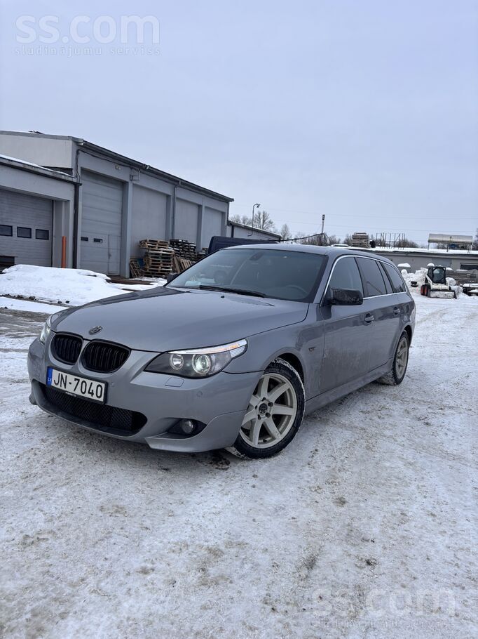 BMW 530