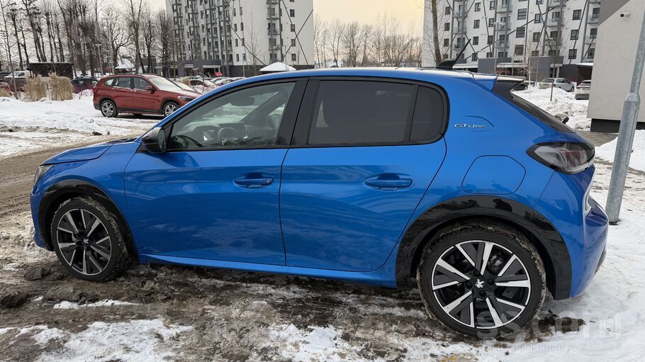 Peugeot Pārdodu labi uzturētu Peugeot 208 GT Line (2021). 