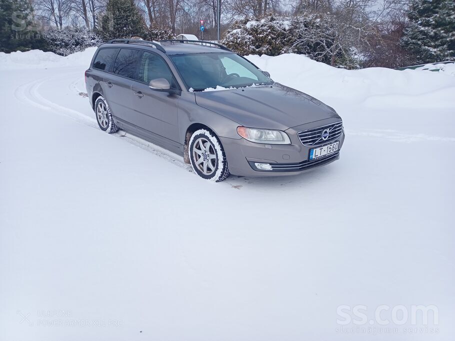 Volvo Pārdodu Volvo V70 2.4d 120kw