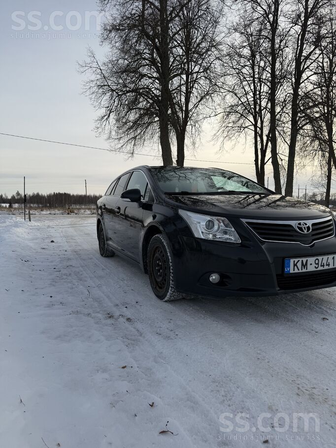 Toyota Pārdod uzpasētu Toyota Avensis 2.0 D4D 93kw sīkāka