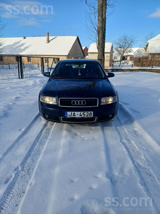 Audi Tirgojas darba auto ar tiko izietu Ta. Nodokļi pa 