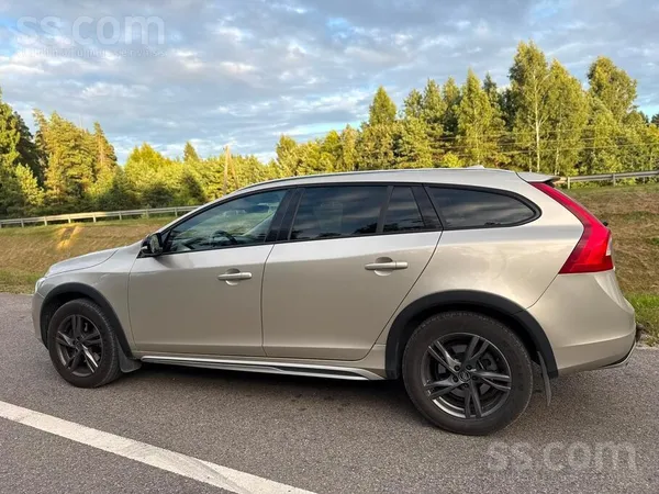 Volvo V60 - 1