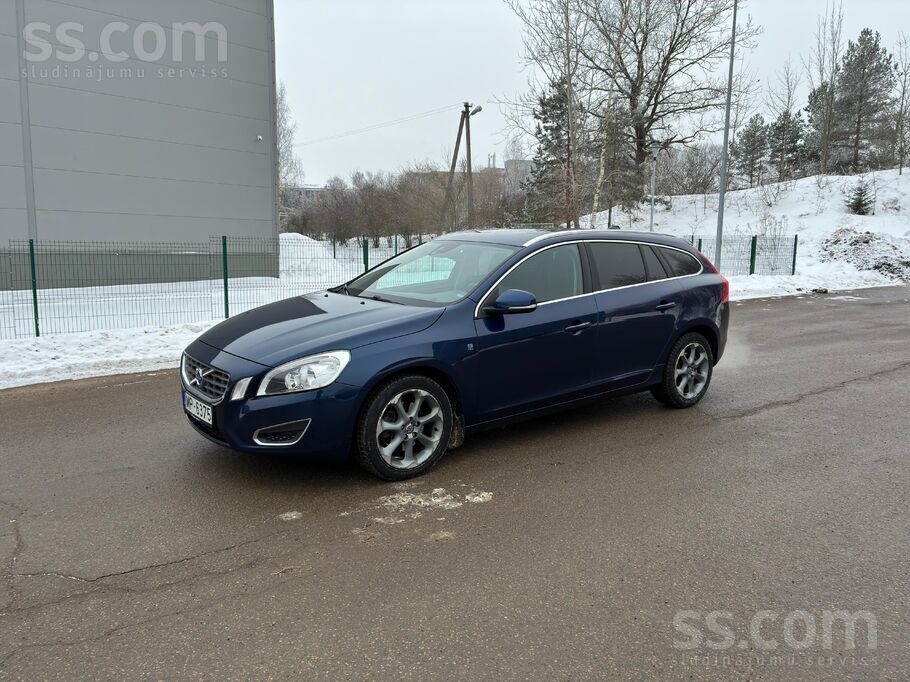 Volvo Pārdodu Volvo V60 Ocean Race D3 ar 5cilindru 120kw