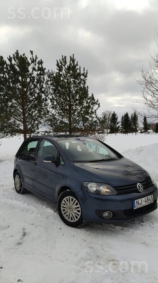 Volkswagen Pārdodu savu Volkswagen Golf Plus 1.6 Tdi (2011. g