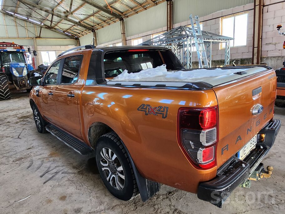Ford Pārdod labu darba zirgu, jo saimniecībā stāv bez p