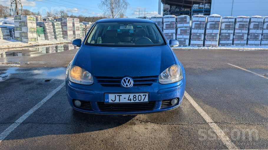 Volkswagen Pārdodu 2004. gada VW Golf 5 1.9 Tdi (Pd) 77kW (10