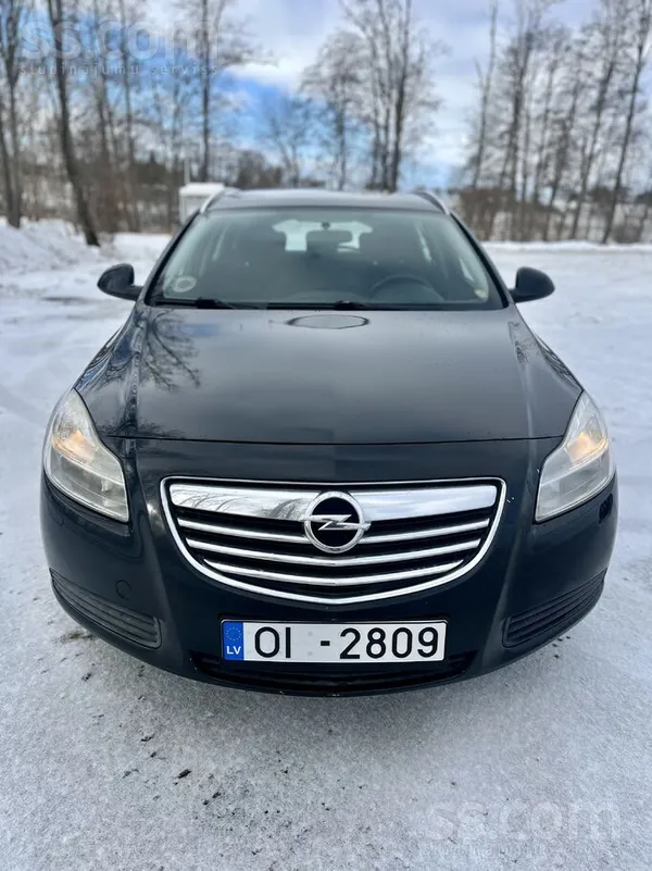 Opel Pārdod Opel Insignia Sports Tourer 2.0 dīzelis. Au