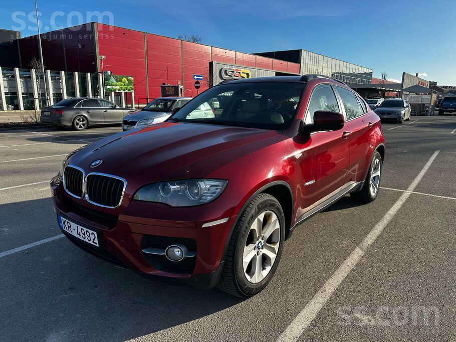BMW Tiek pārdots 2012. gada BMW X6 ar 250 000 km nobra