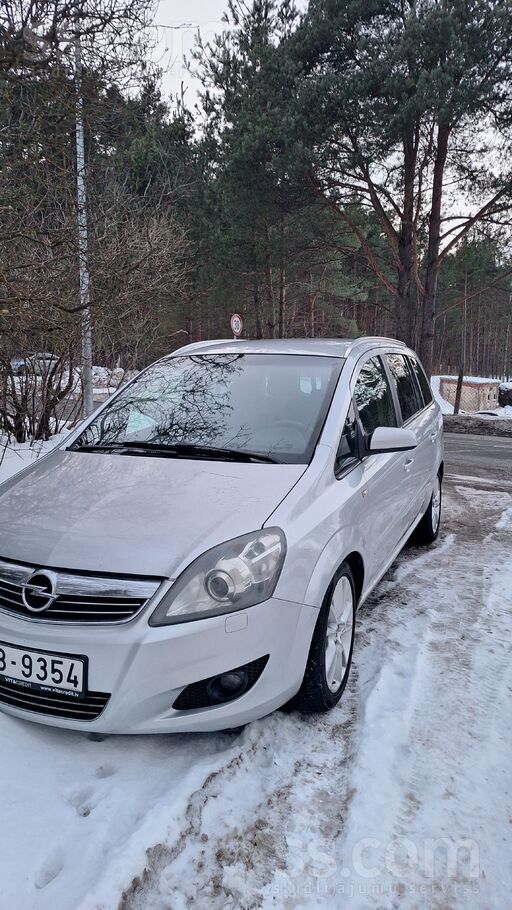 Opel Pārdodas auto Opel Zafīra Cosmo 2008 gada .Ērts, p