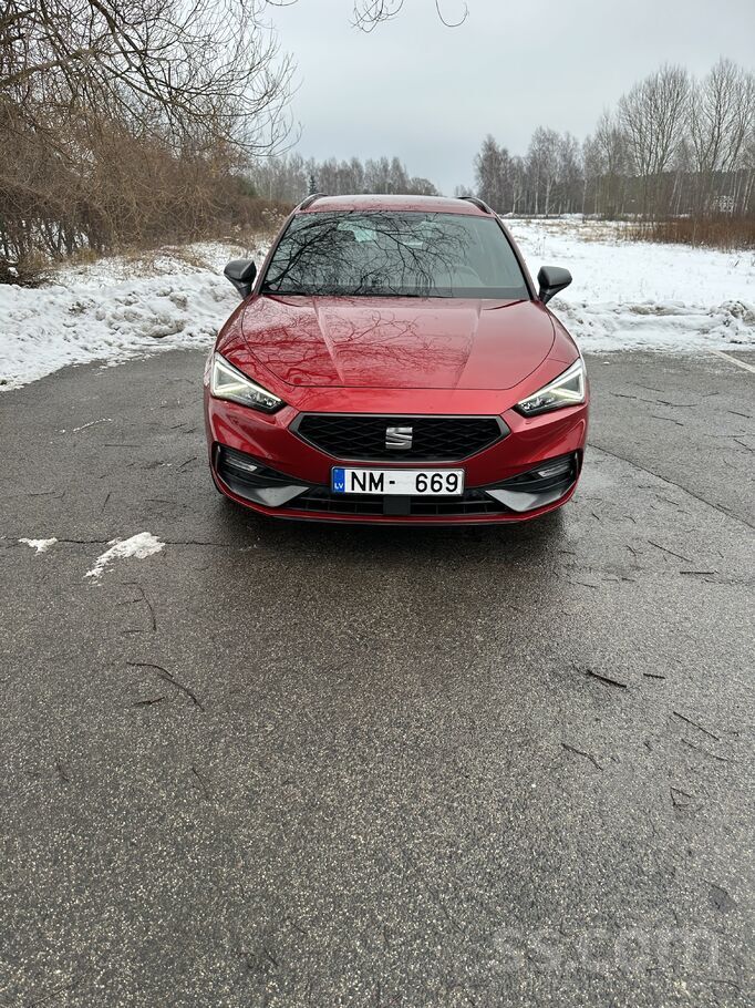 Pārdodas lielisks Seat Leon Sportourer 2021Gada ar vēl nedaudz vairāk kā 10