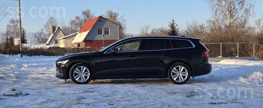 Volvo Pārdodu Volvo V60 2020. gads – ļoti bagāta komplek