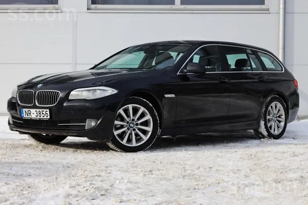 BMW 3.0d Automāts, parkošanās sensori, klimatkontrole,