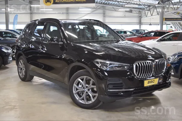 BMW BMW X5 xDrive 30D. 2022. gada. 3.0l dīzelis, 210 K