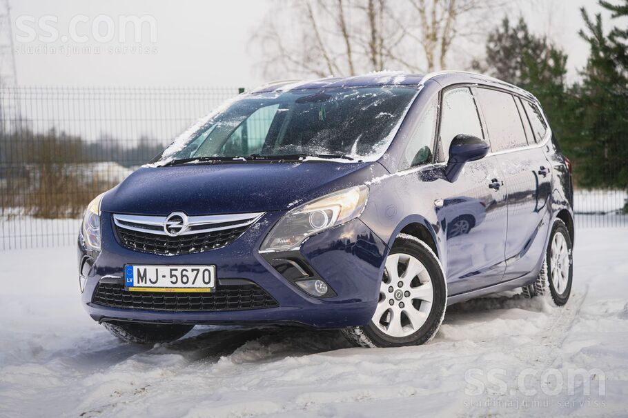 Opel Opel Zafira Tourer, 2014. gada. 1.4l benzīns/gāze,