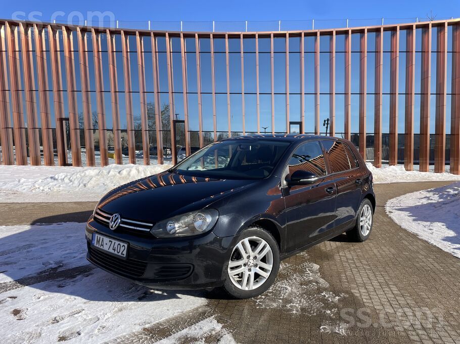 Volkswagen Pārdod VW Golf6, ar 2.0L 81 kW dīzeļdzinēju un man