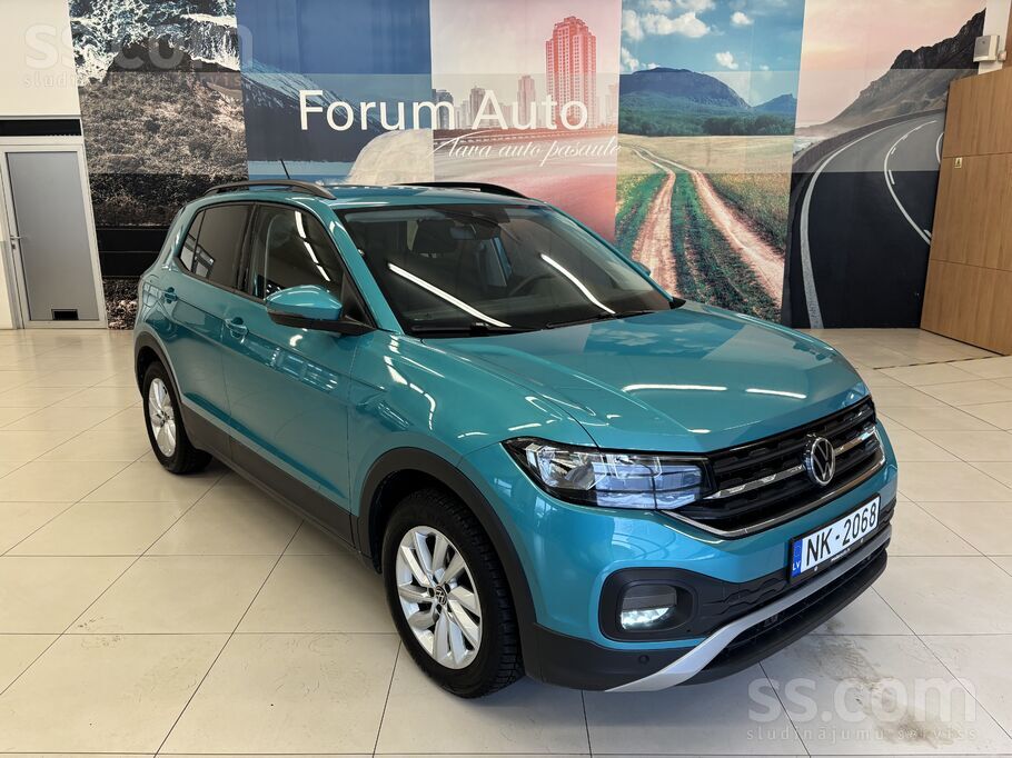 VW T Cross, 110 zs, ar automātisko pārnesumkārbu.
Ražotāja garantija.