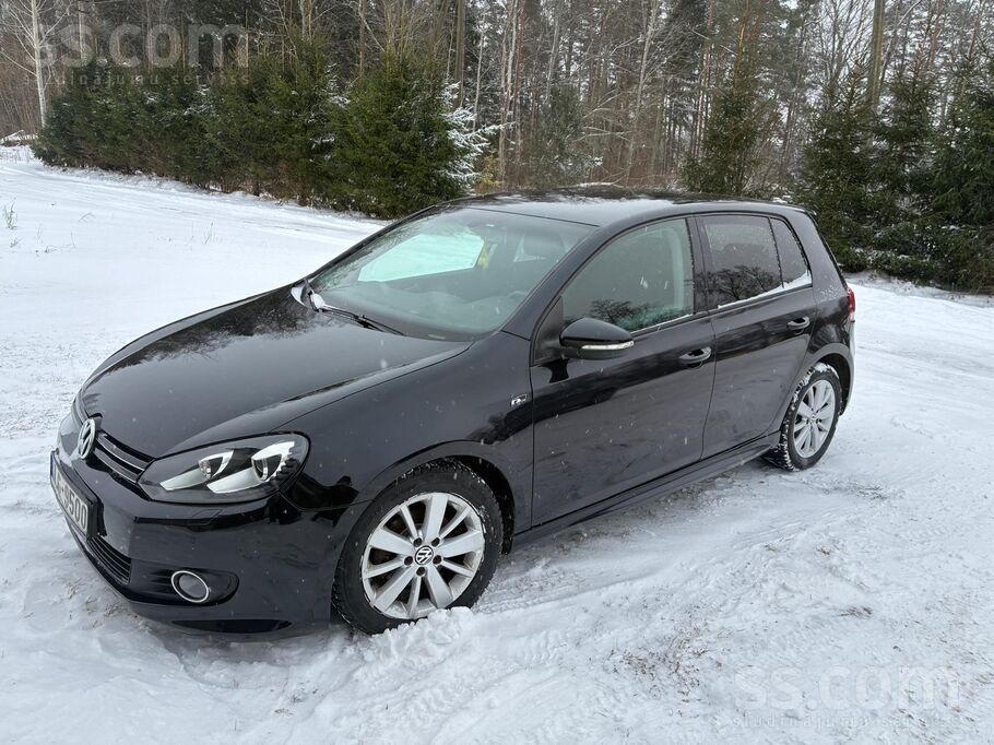 Volkswagen Rūpnīcas R-line. Dsg 7 pakāpju ātrumkārba. Ekonomi