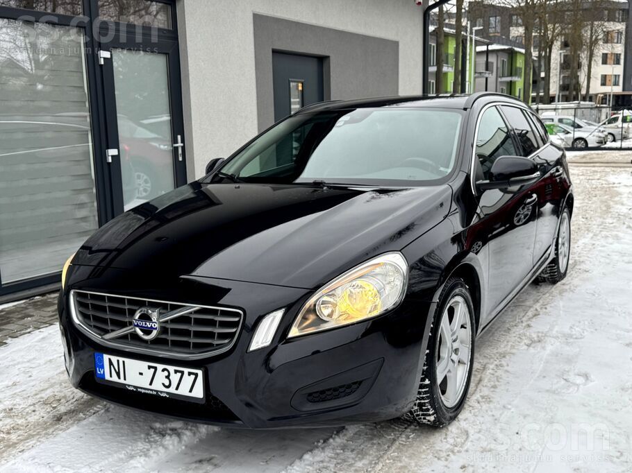 Volvo 2.0 dīzelis 120kw. Volvo 5 cilindru motors. Aprīko