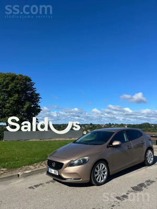 Volvo V40 - 1