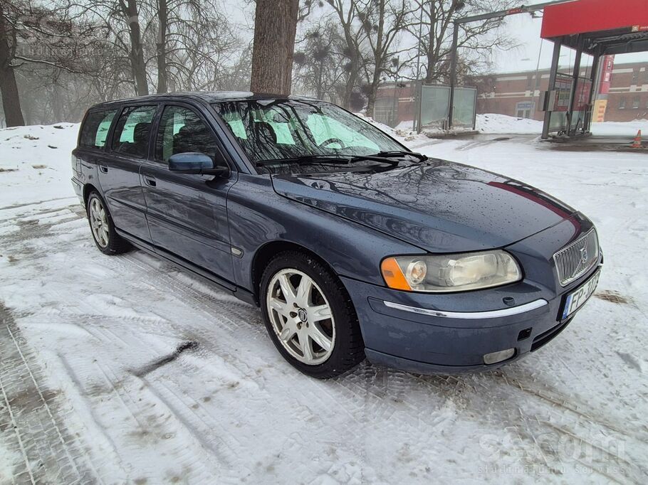 Volvo Pārdodu volvo v70, 2, 4 d5 motors ar 120kw, tehnis