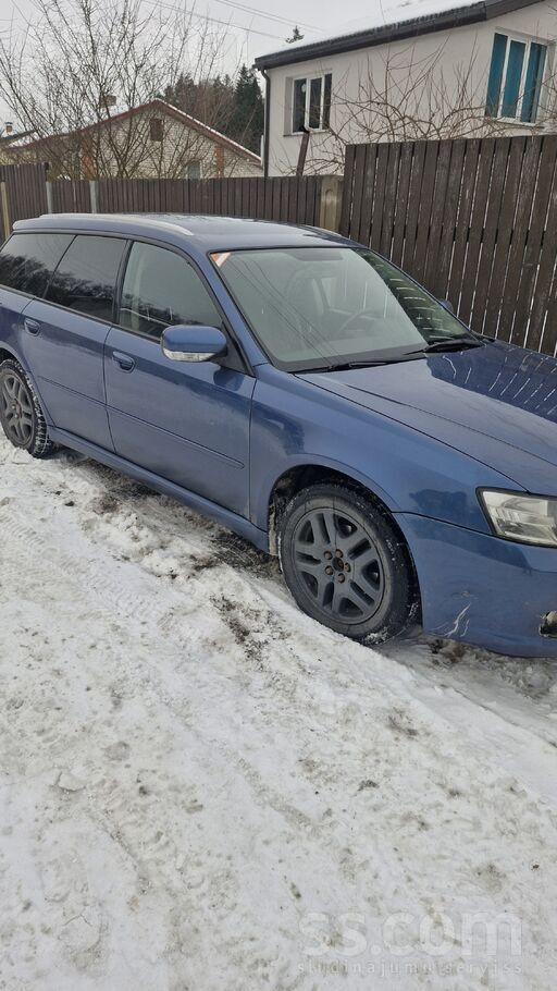 Subaru Pārdodo labu 4x4 automašīnu. 2.5 litri bendzīns gā