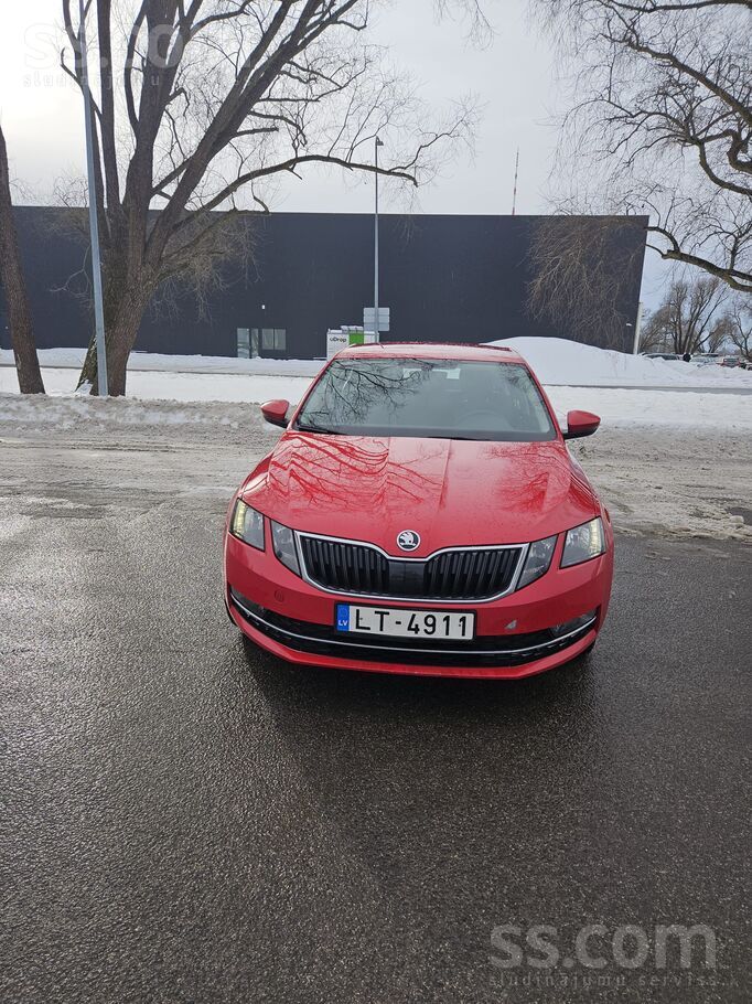 Skoda Īpašnieks pārdod auto. Tehniski labā stāvoklī, ar 