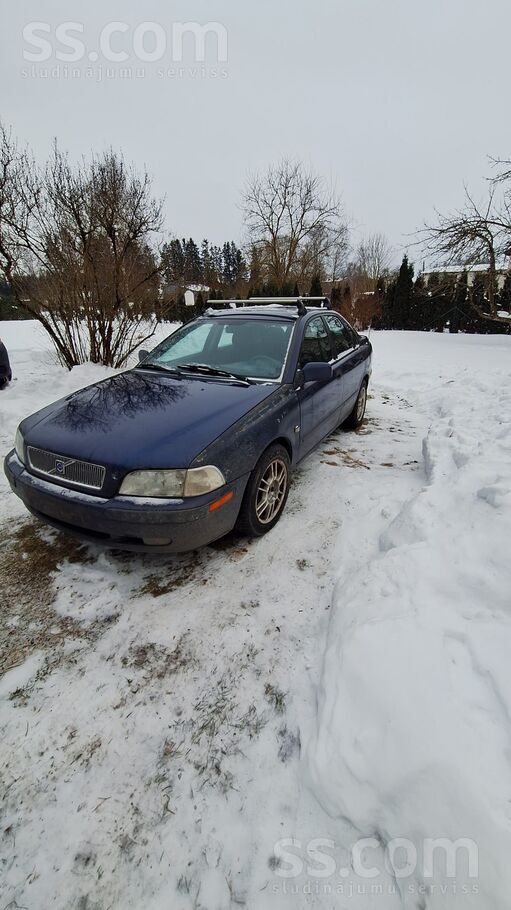 Pārdodu Volvo, vizuālais atbilstoš savam vecumam. Bez tehniskās apskates. La