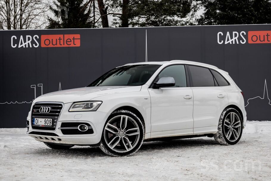 Audi Audi Sq5 ar 3.0 litru dīzeļdzinēju un automātisko 