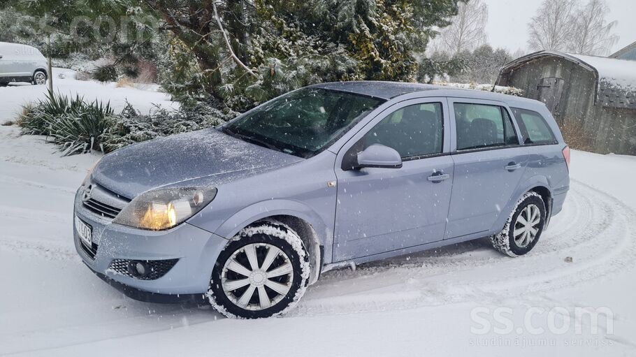 Vienkāršs un ekonomisks auto (5-6 l/100km).
Apkopes veiktas laicīgi un uzt