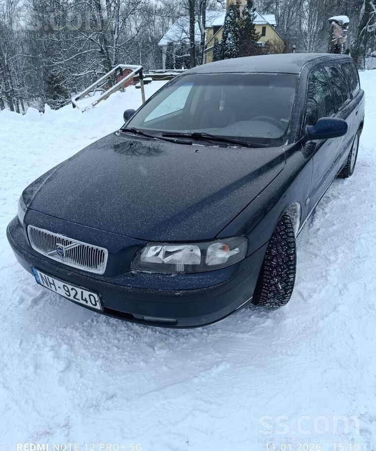 Volvo Pārdodu Volvo V70, 2.4d5 120kw .Pagāšgad
