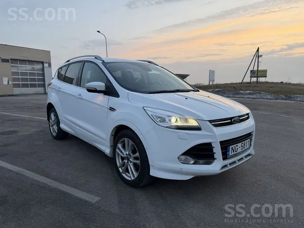 Ford Auto ļoti labā stāvoklī, priekšas piedziņa. Samain