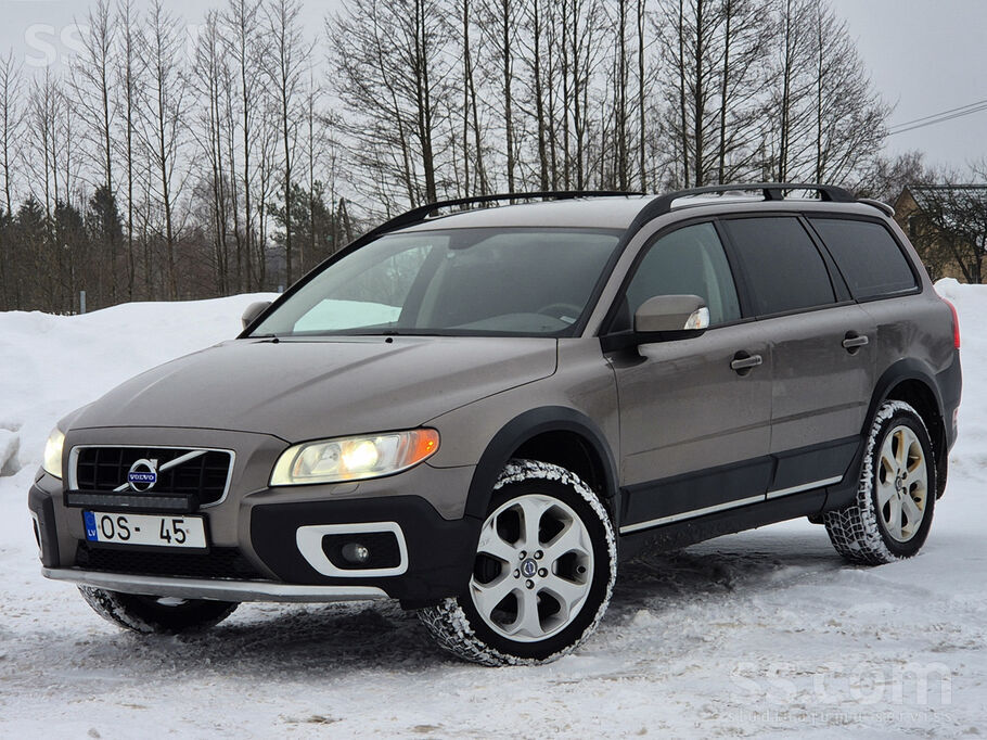 Volvo Volvo Xc70 ar mehānisko, 6 ātrumu ātrumkārbu. 