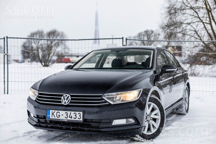 Volkswagen VW Passat B8 ar 1.4 Tsi benzīndzinēju un automātis