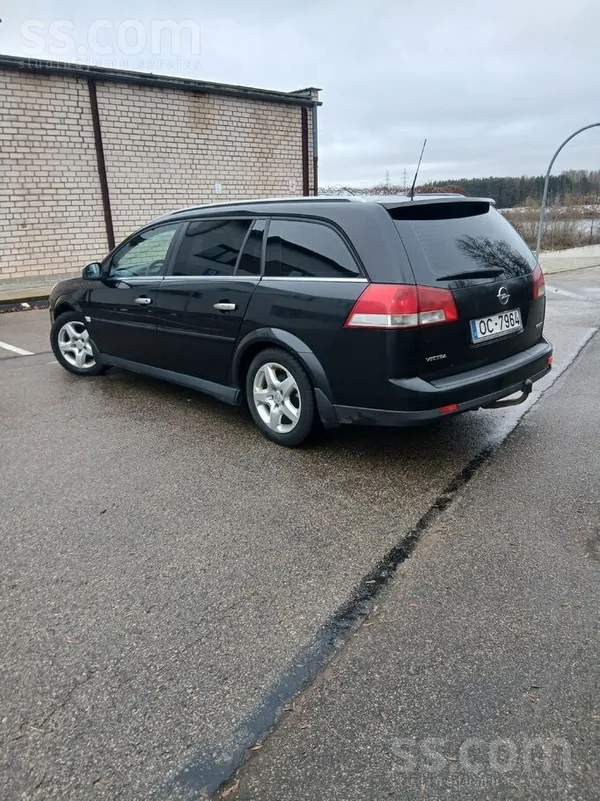 Opel Автомобиль экслюзив с хромовой отделкой, фары ксен