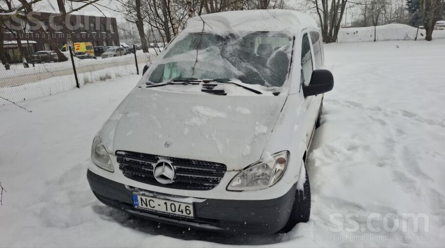 Mercedes Pārdodu uzticamu busu , jo iegādājos nākamās paaud
