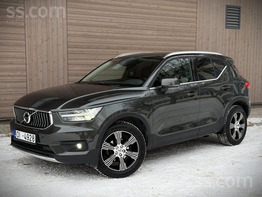 Volvo Volvo xc40 2.0d Inscription Komplektācijā.