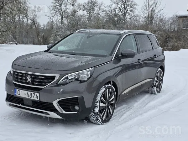 Peugeot Pārdodu Peugeot 5008. Atrodas Rīgā. Pilnībā apkalp