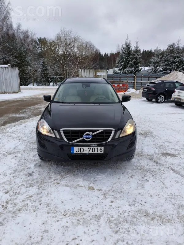 Volvo Pārdod privātpersona. Auto var apskatīt Juglā. Vis