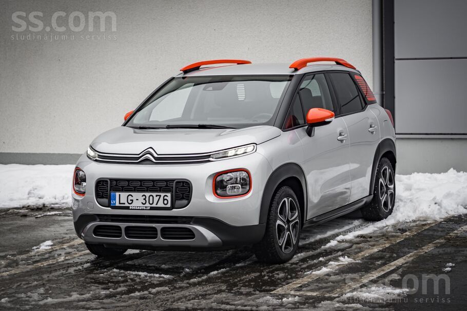 Citroen C3 Aircross 1.2 benzīns 60kw, Mehānika.
Auto teicamā tehniskā un