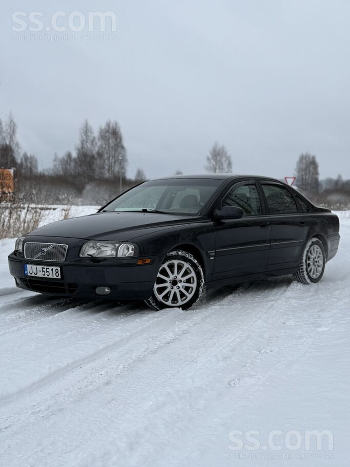 Volvo S80. 2.4 ar gāzi.
Automāts. Gāzei veikta apkope.
Labas ziemas riep
