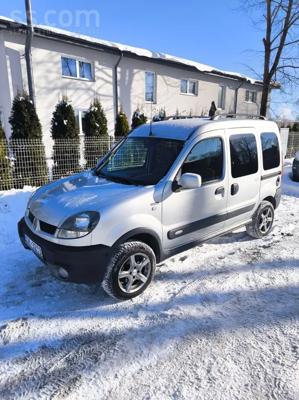 Renault 4x4 Pilnpiedziņa. Pārdošanā ļoti kopts un uzturēts